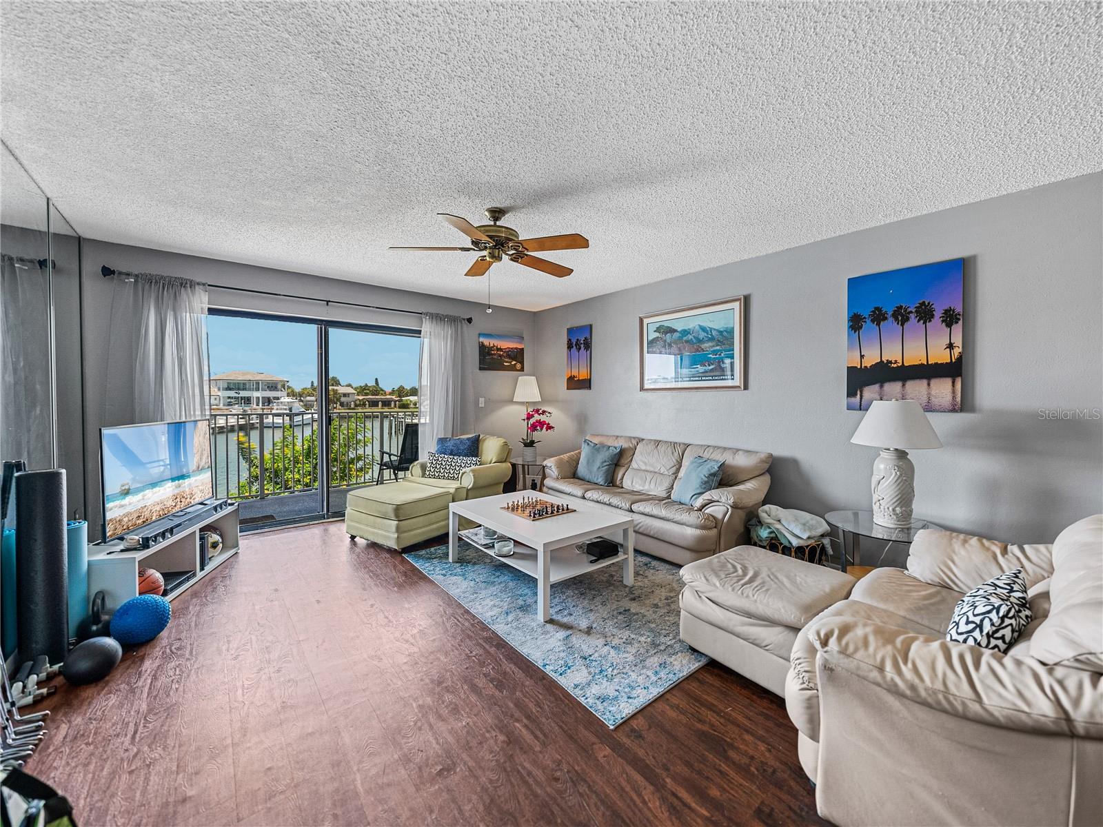 Image 17 of 73 For 340 Pinellas Bayway S 205