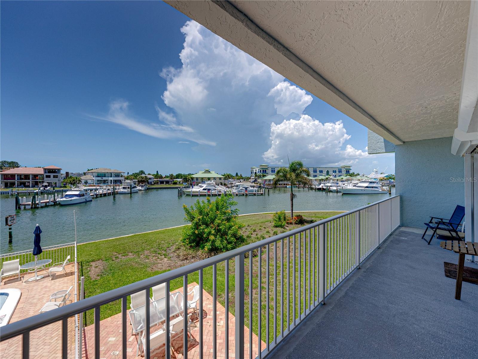 Image 36 of 73 For 340 Pinellas Bayway S 205