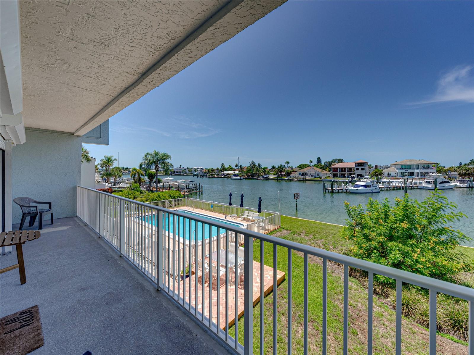 Image 37 of 73 For 340 Pinellas Bayway S 205