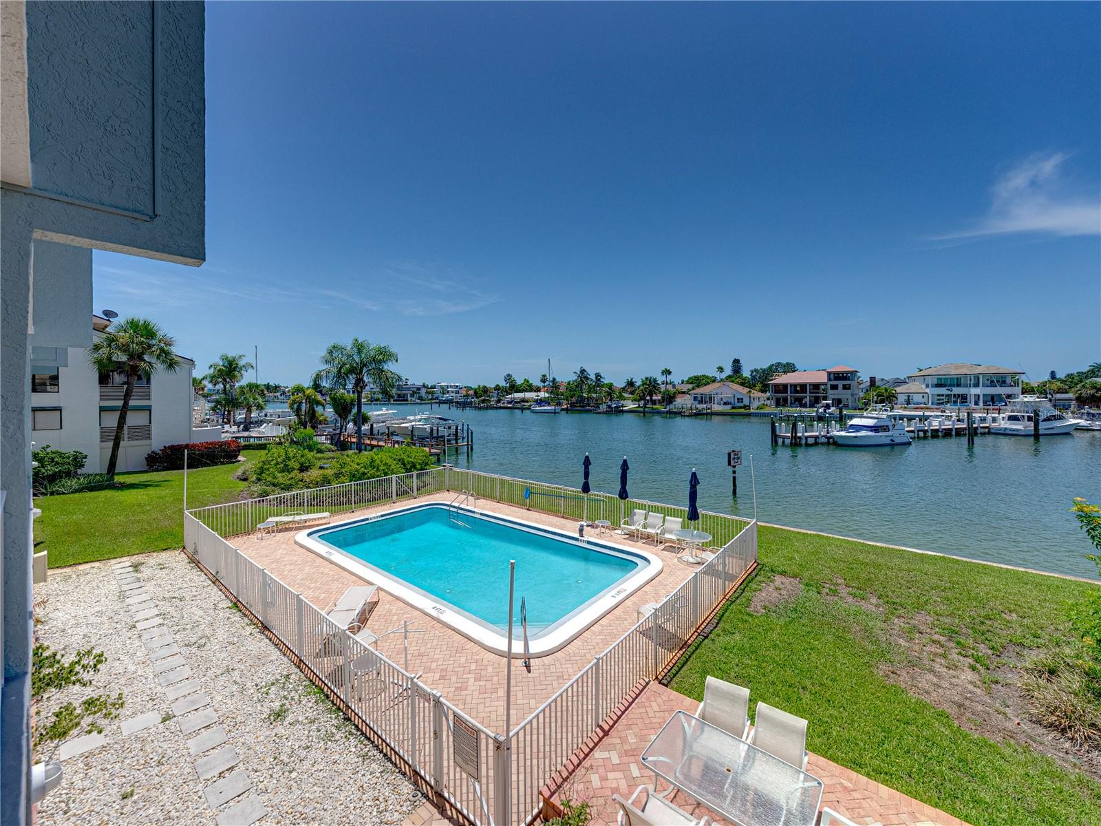 Image 38 of 73 For 340 Pinellas Bayway S 205