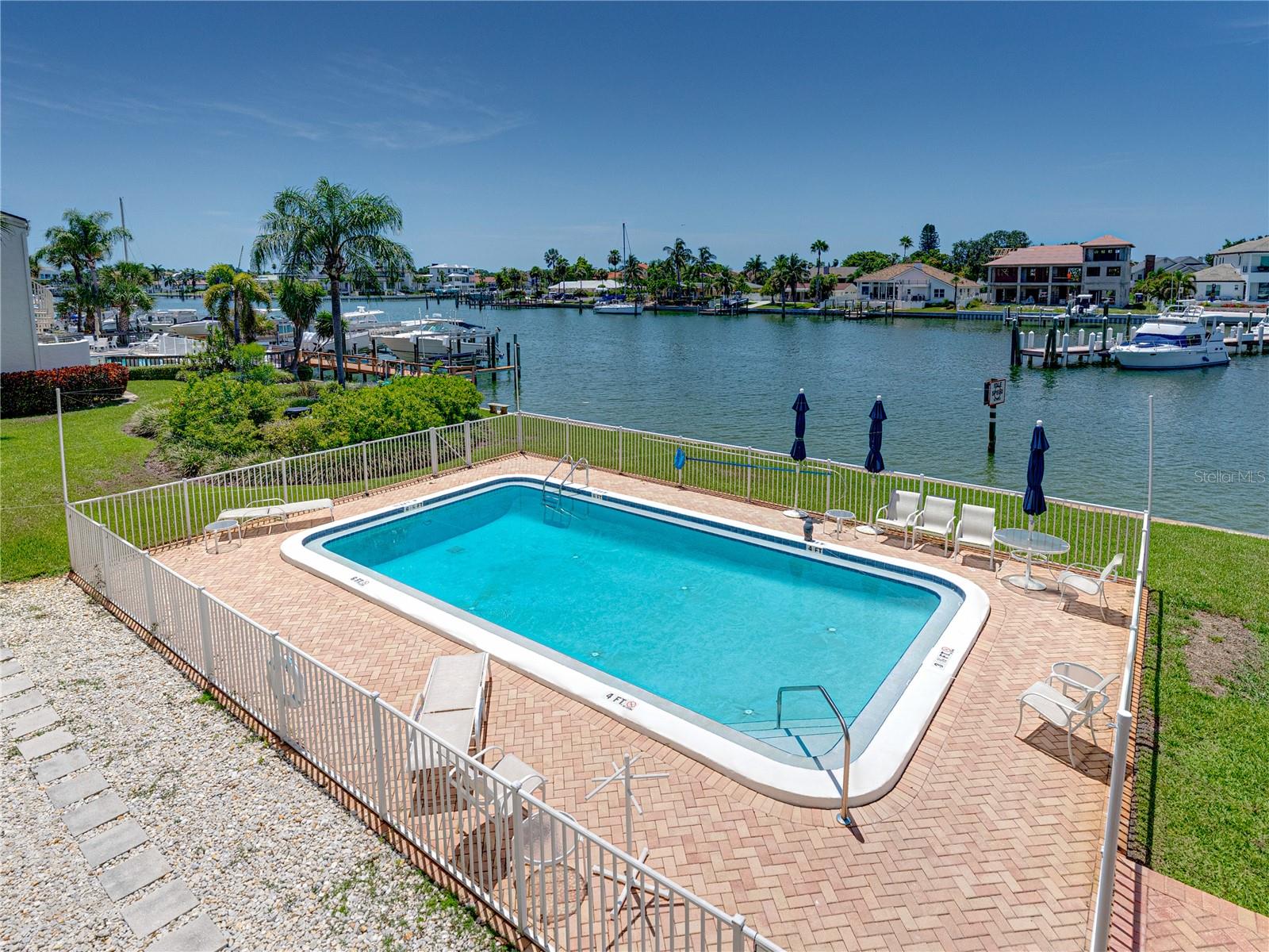 Image 44 of 73 For 340 Pinellas Bayway S 205