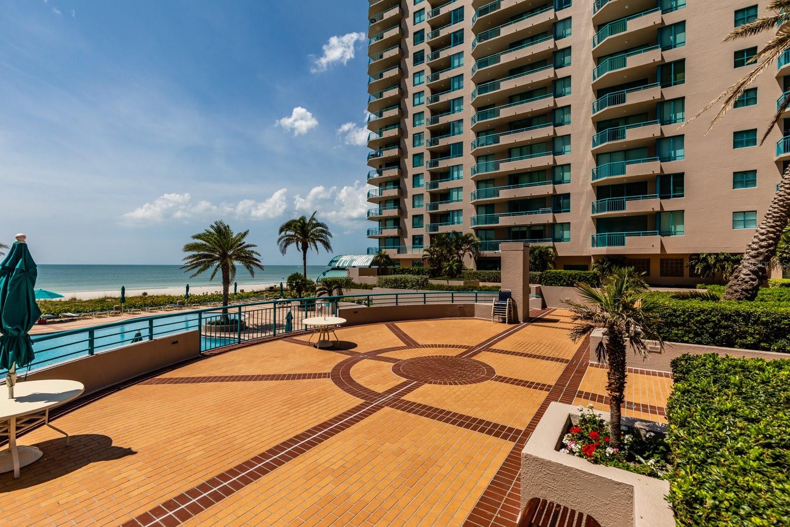 Image 45 of 67 For 1560 Gulf Boulevard 1004