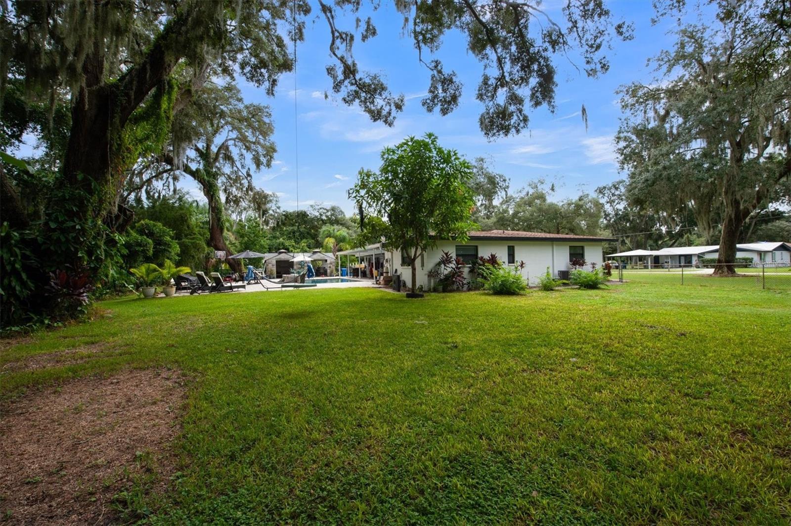 Listing photo id 48 for 16202 Indian Mound Road