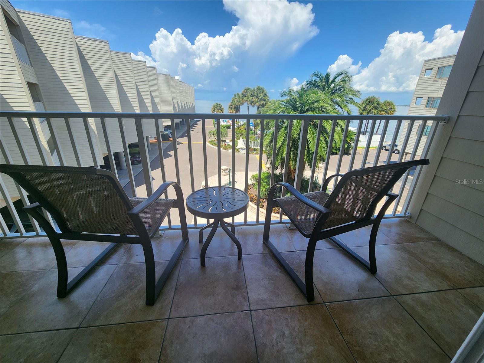 Listing photo id 1 for 2506 Rocky Point Drive 356