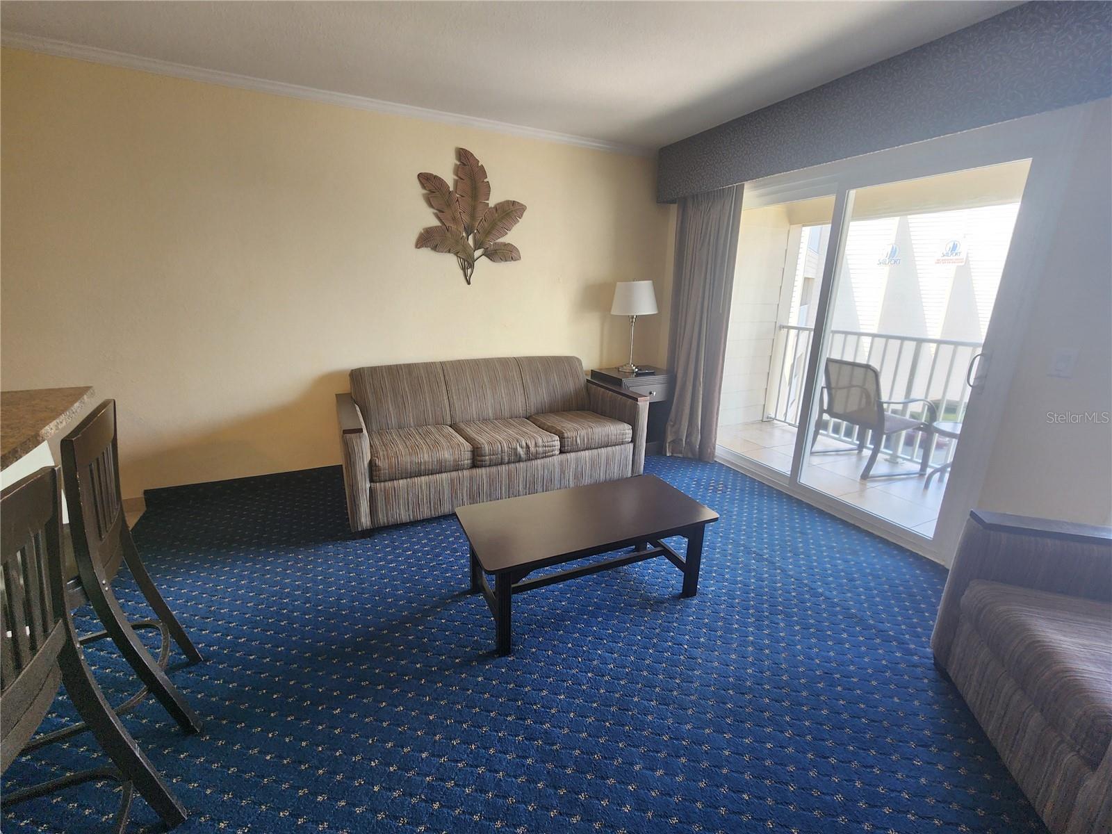 Listing photo id 4 for 2506 Rocky Point Drive 356