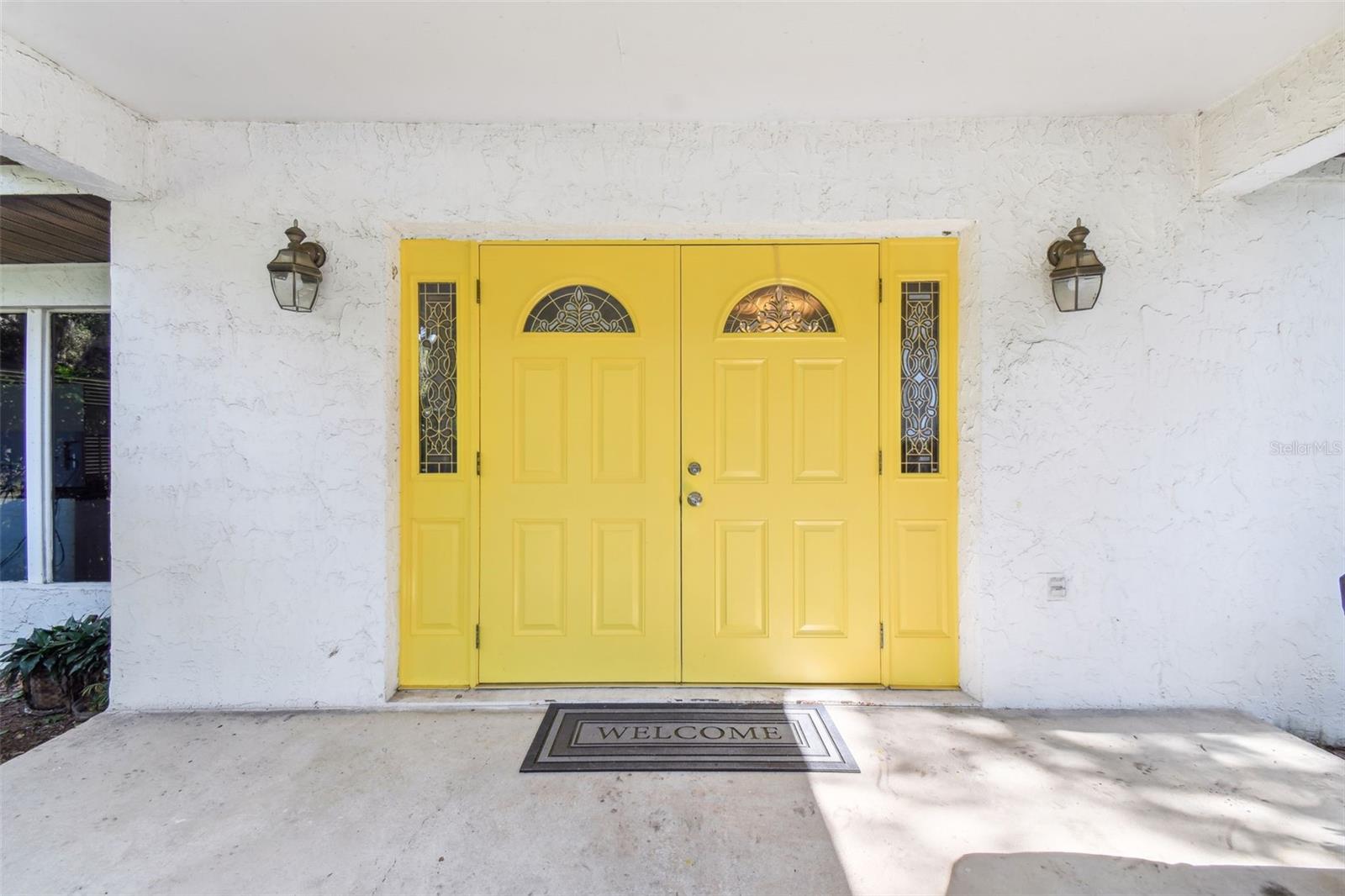 Listing photo id 15 for 10208 Grove Drive