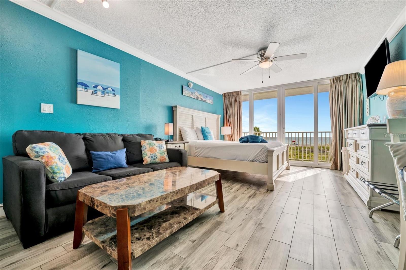 Image 11 of 70 For 9980 Gulf Boulevard 211