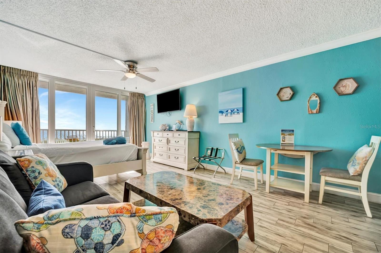 Image 12 of 70 For 9980 Gulf Boulevard 211