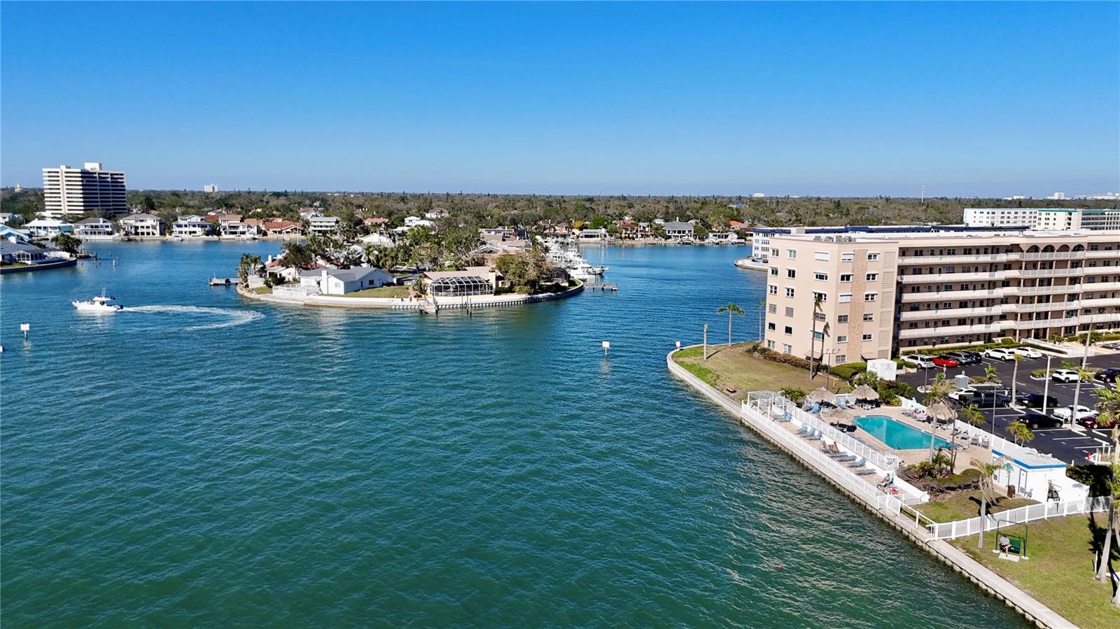 Image 47 of 51 For 6075 Shore Boulevard S 501