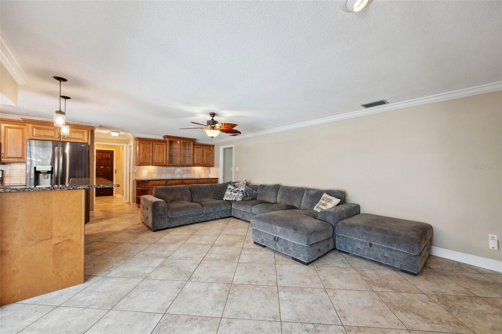 Listing photo id 24 for 2216 El De Oro Drive