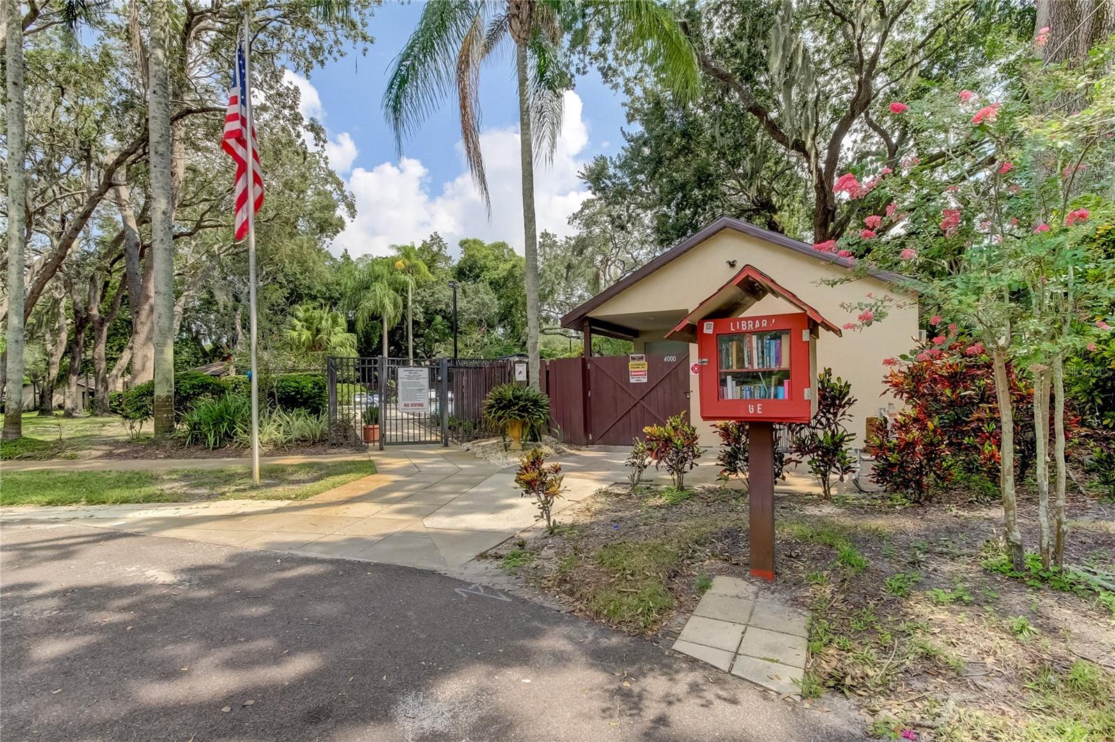 Image 46 of 50 For 2927 Boxwood Court