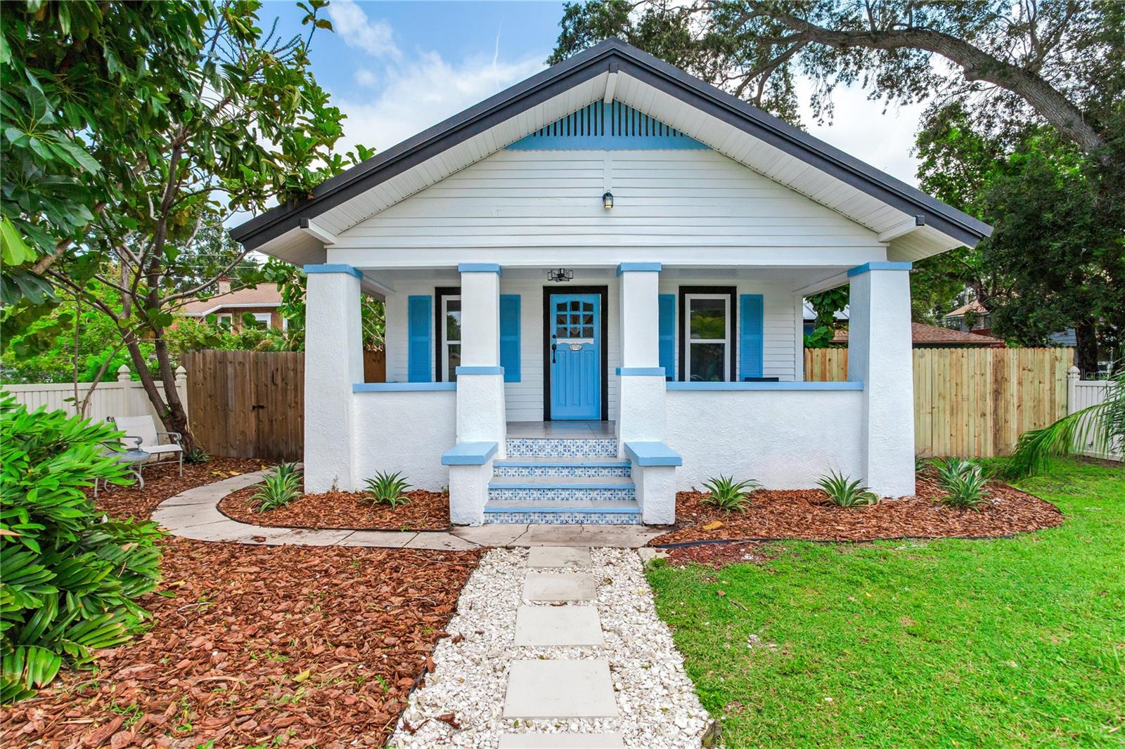 Details for 1949 Burlington Avenue N, ST PETERSBURG, FL 33713