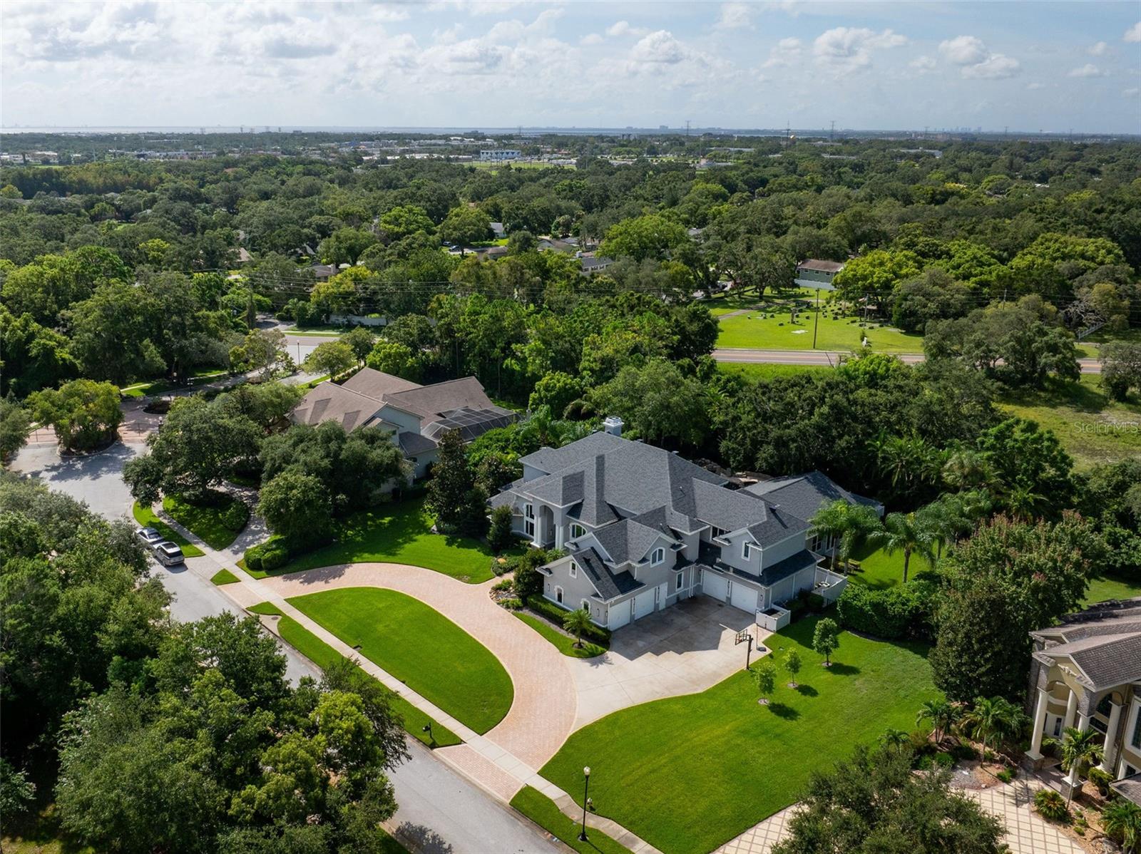 Image 8 of 77 For 2283 Mackenzie Court