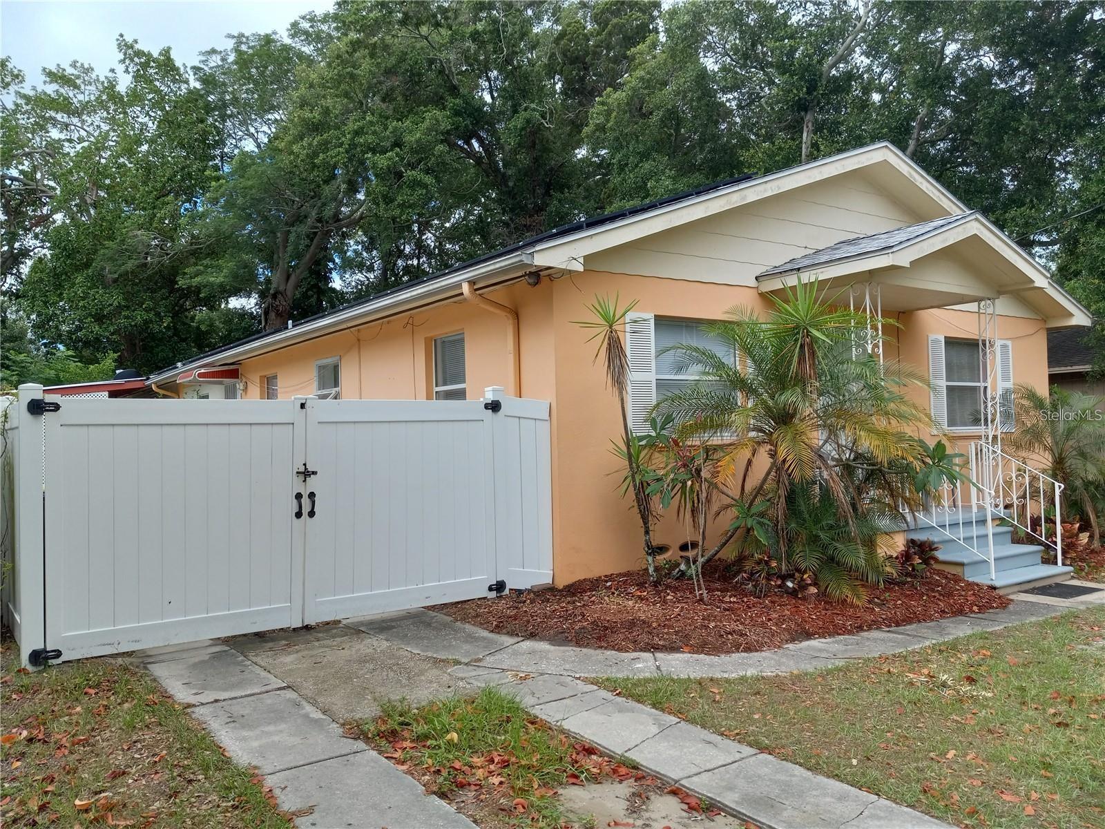 Details for 911 Turner Street, CLEARWATER, FL 33756