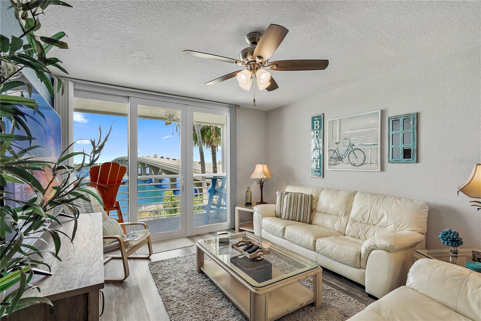 Listing photo id 12 for 5701 Bahia Del Mar Circle 507