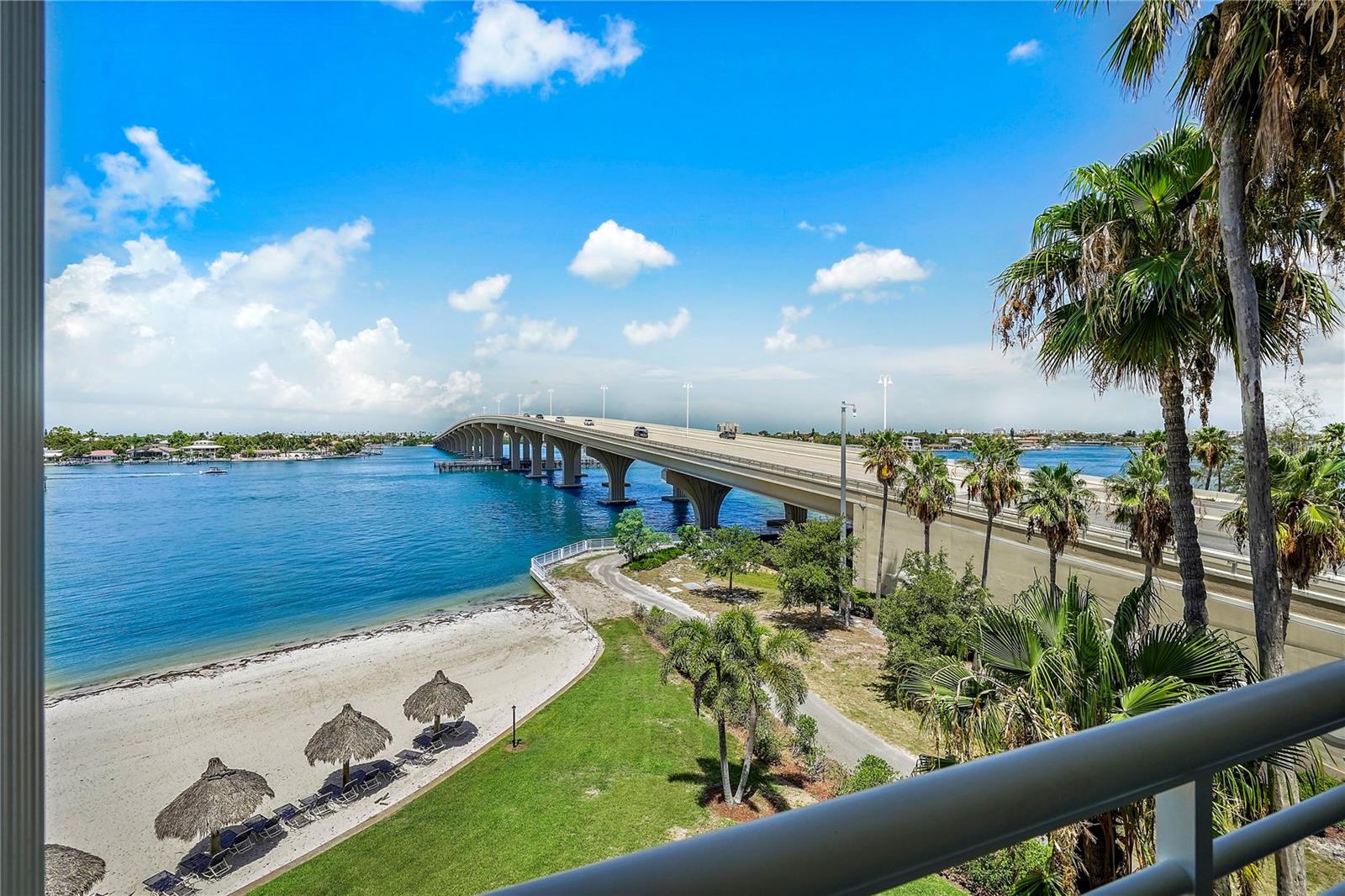 Listing photo id 23 for 5701 Bahia Del Mar Circle 507