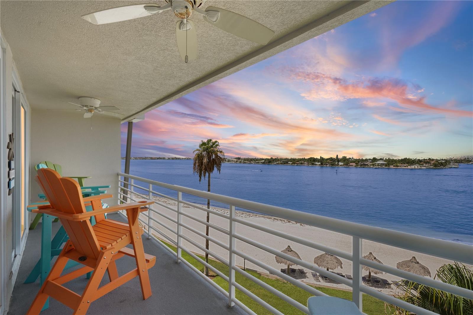 Listing photo id 24 for 5701 Bahia Del Mar Circle 507