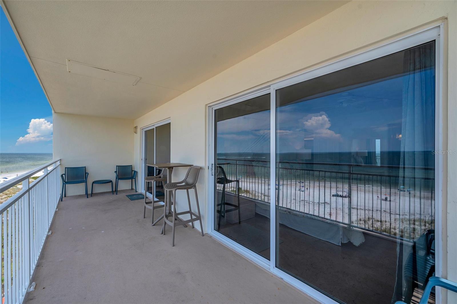 Listing photo id 9 for 13000 Gulf Boulevard 409