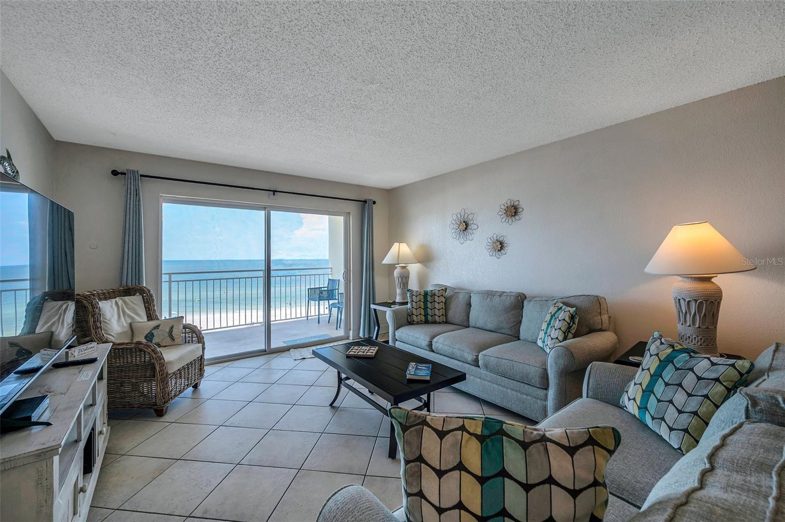 Image 21 of 61 For 13000 Gulf Boulevard 409