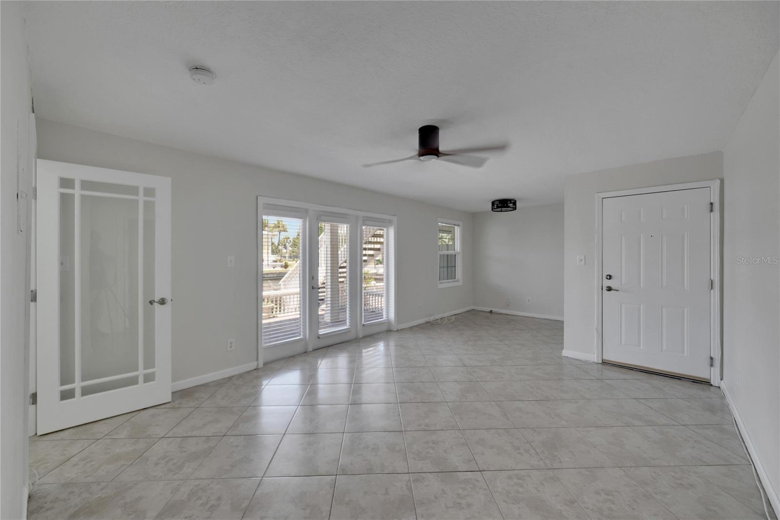 Image 9 of 36 For 5005 Coquina Key Drive Se B