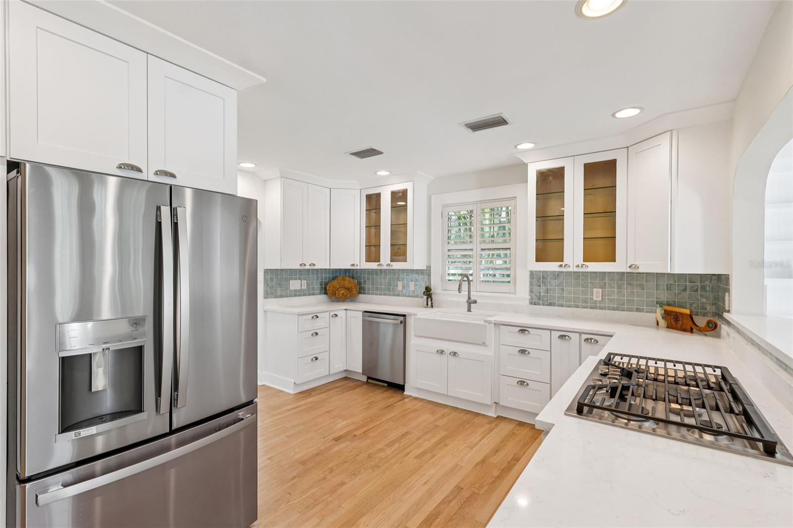 Image 10 of 56 For 106 19th Avenue
