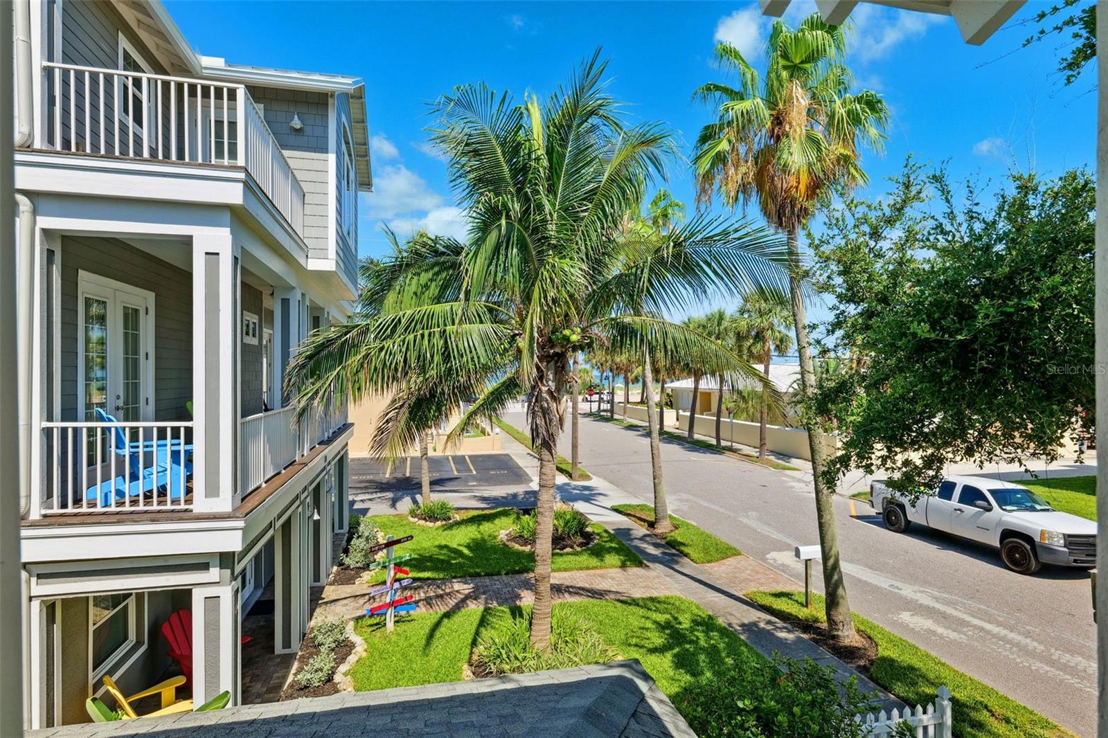 Image 21 of 56 For 106 19th Avenue