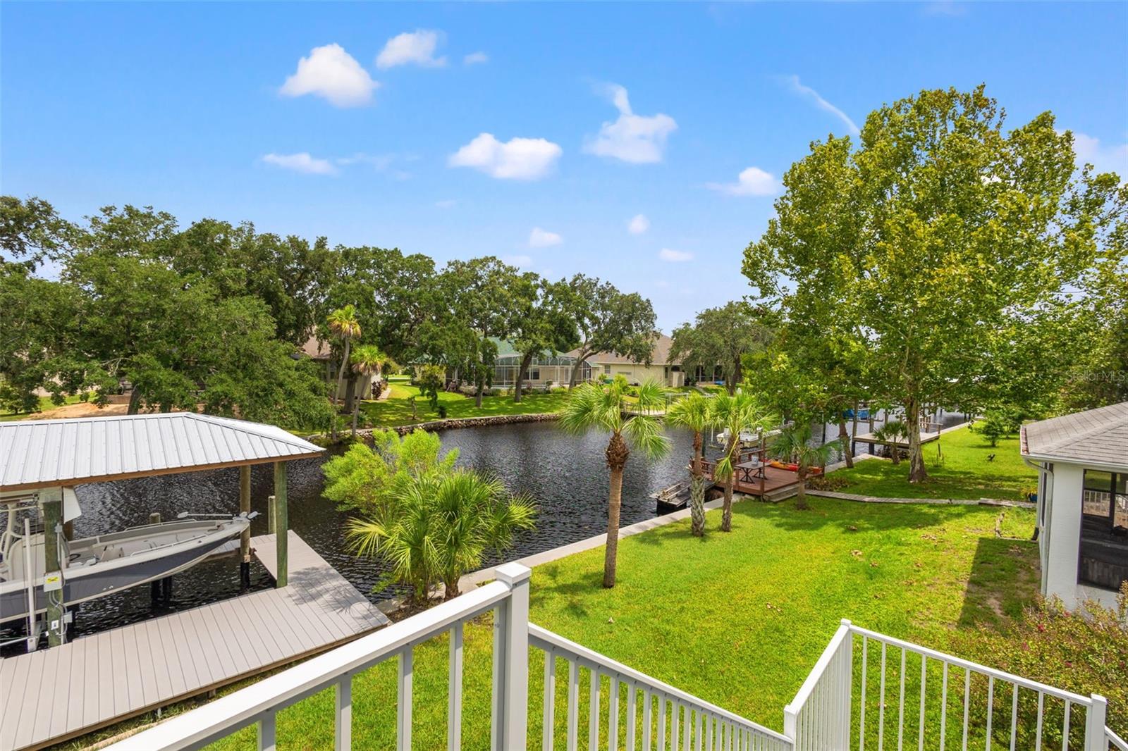 Listing photo id 64 for 5145 Mystic Point