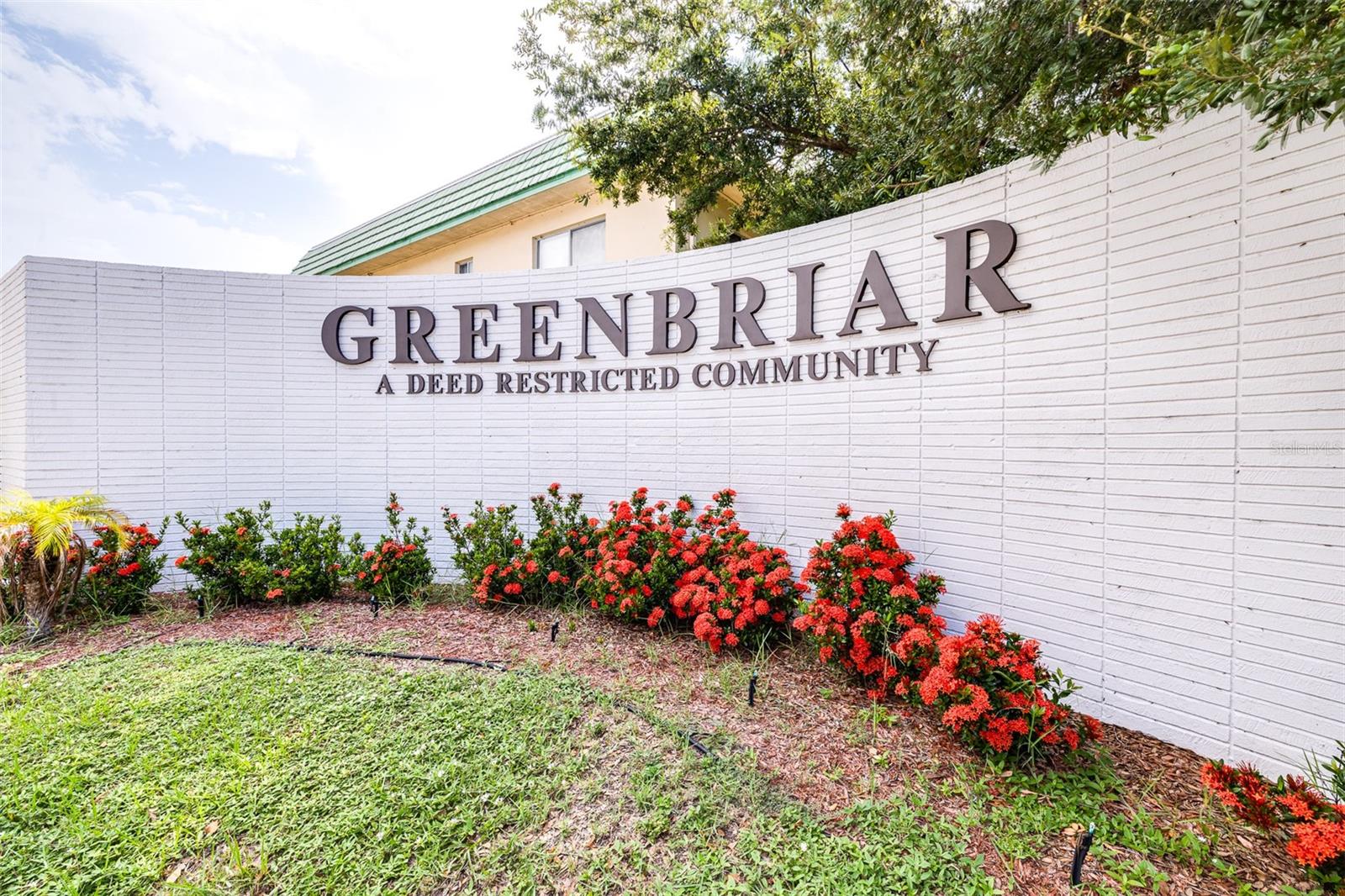 Listing photo id 4 for 2003 Greenbriar Boulevard 16