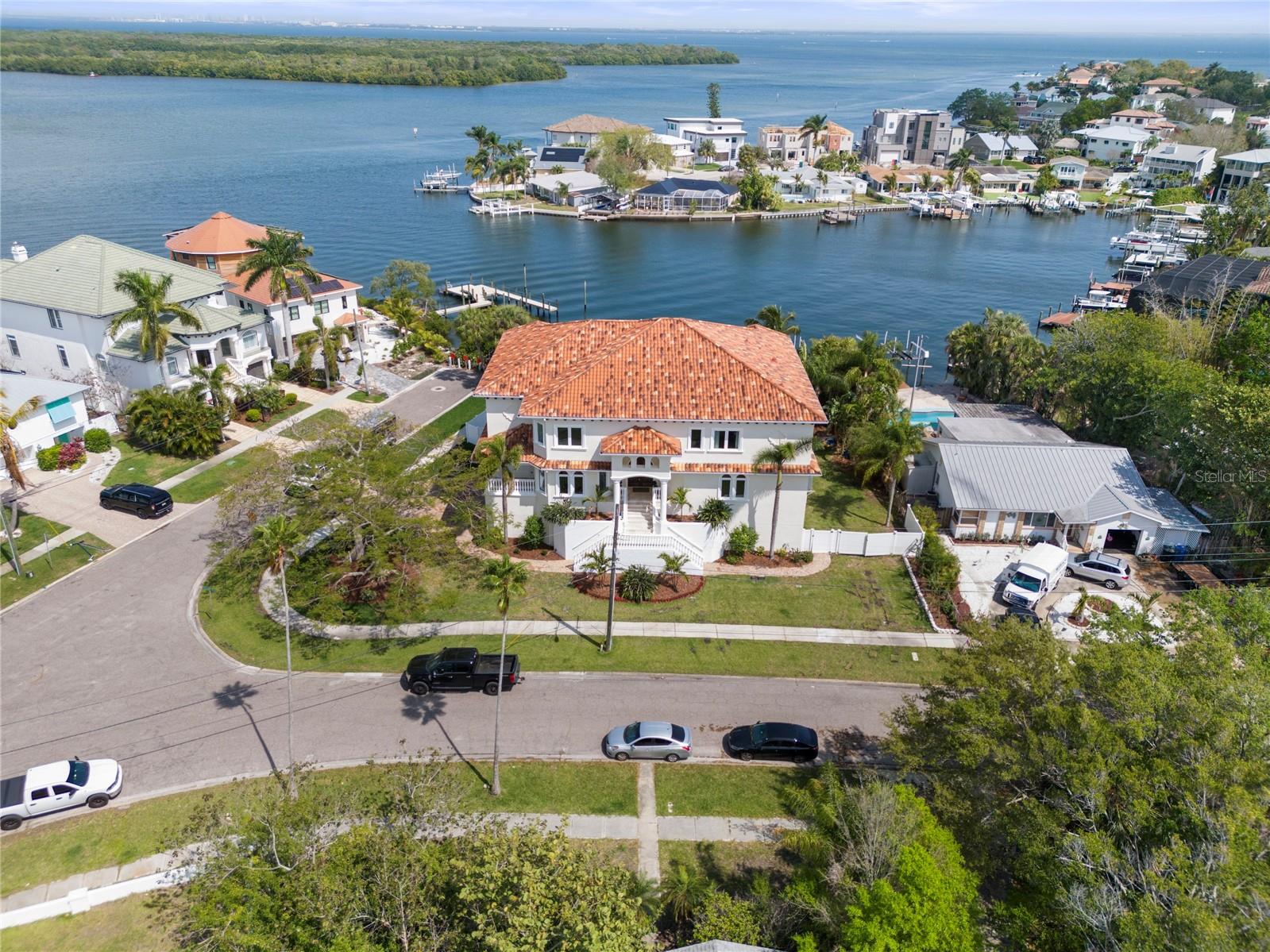 Image 8 of 83 For 1855 Bayou Grande Boulevard Ne