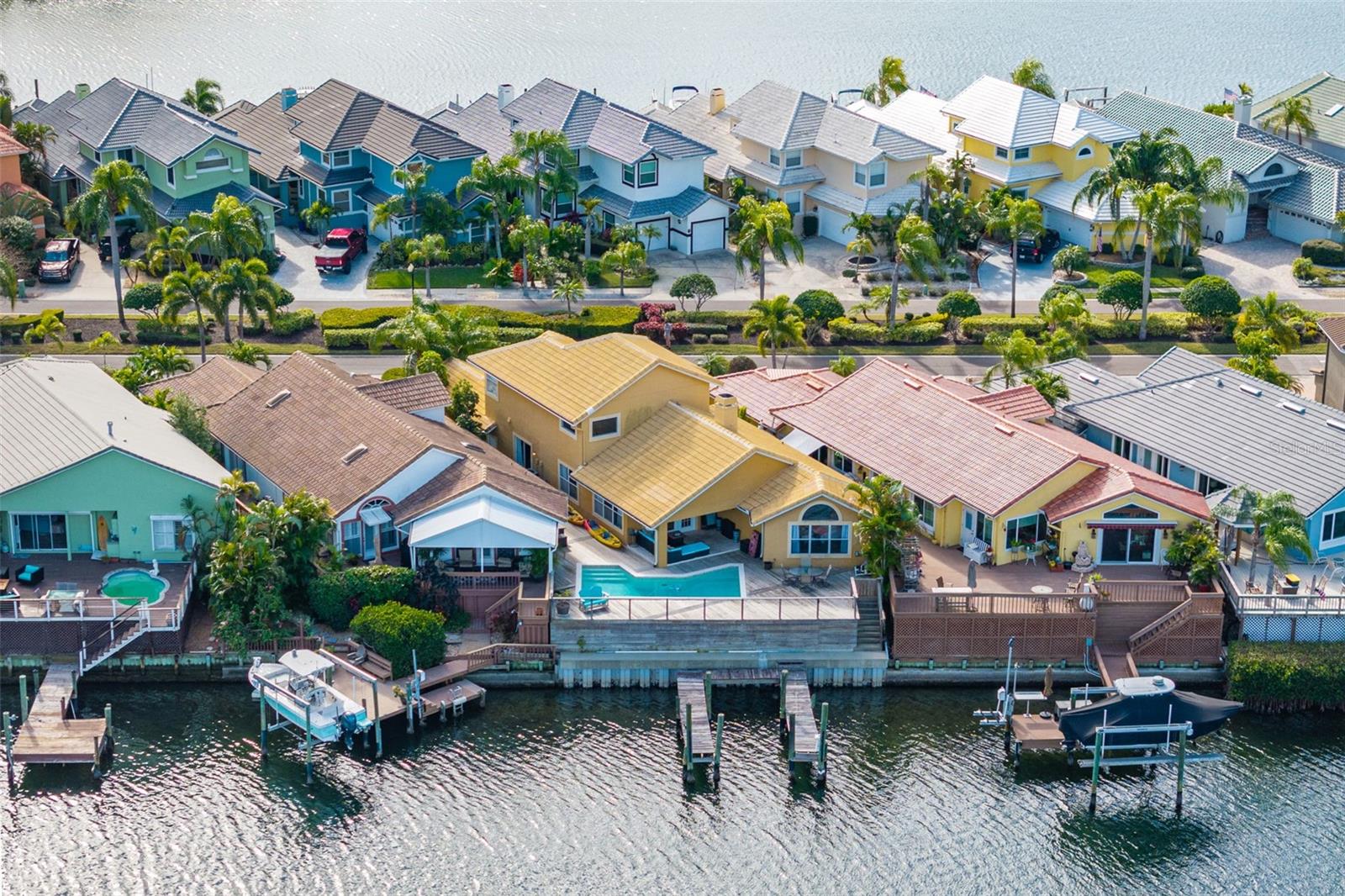 Listing photo id 12 for 843 Symphony Isles Boulevard