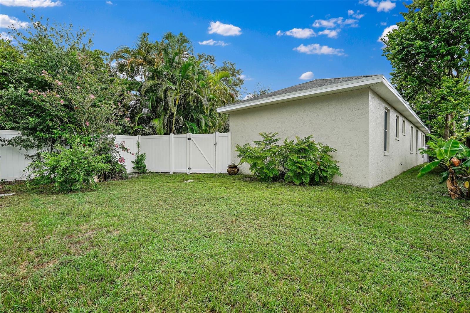 Image 28 of 29 For 1740 51st Street N