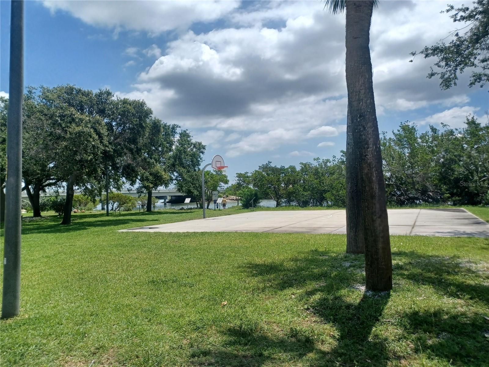 Image 24 of 25 For 120 Causeway Boulevard