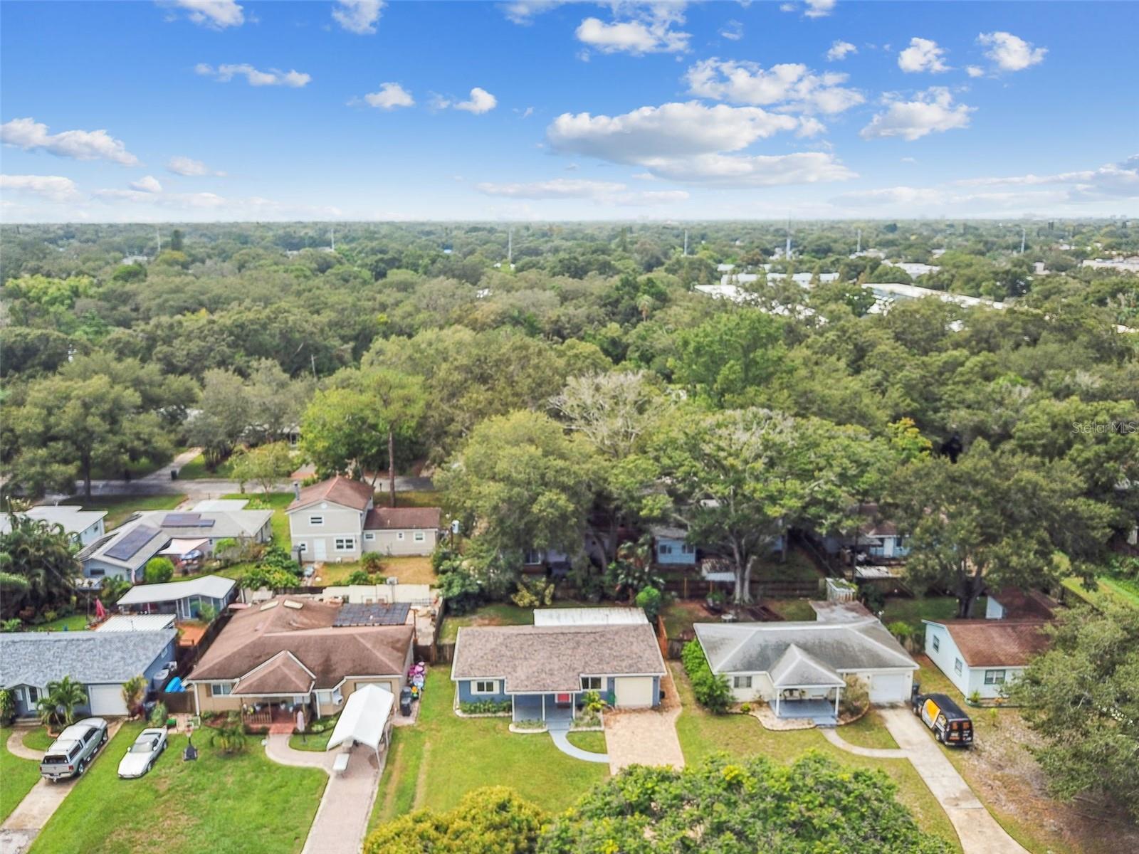 Image 9 of 72 For 5440 43rd Terrace N