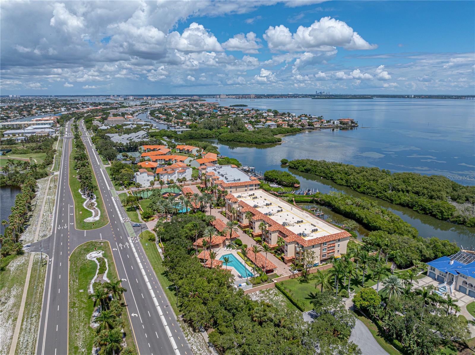 Image 86 of 100 For 1695 Pinellas Bayway S D1