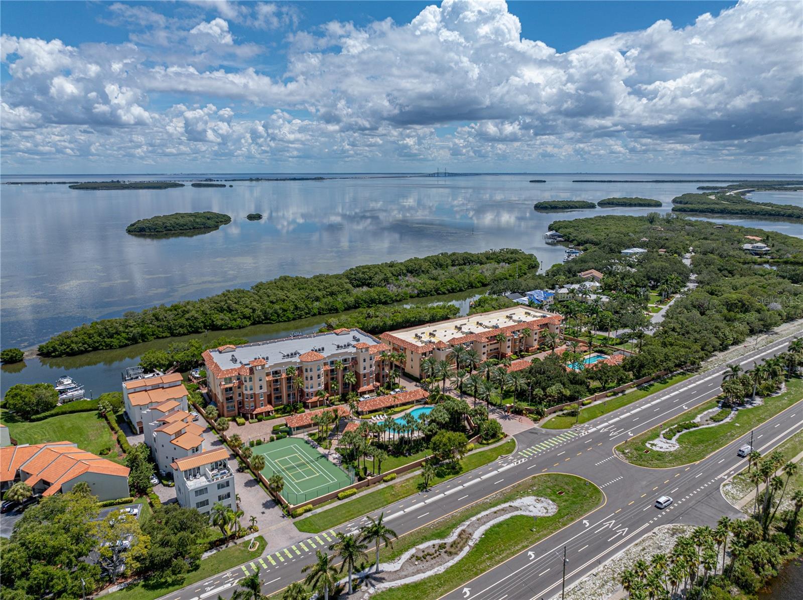 Image 87 of 100 For 1695 Pinellas Bayway S D1