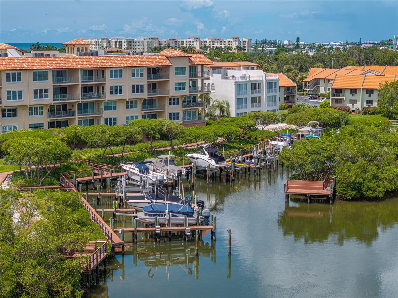 Image 96 of 100 For 1695 Pinellas Bayway S D1