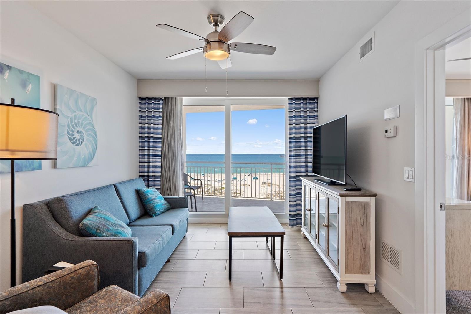 Image 16 of 63 For 10116 Gulf Boulevard 403w