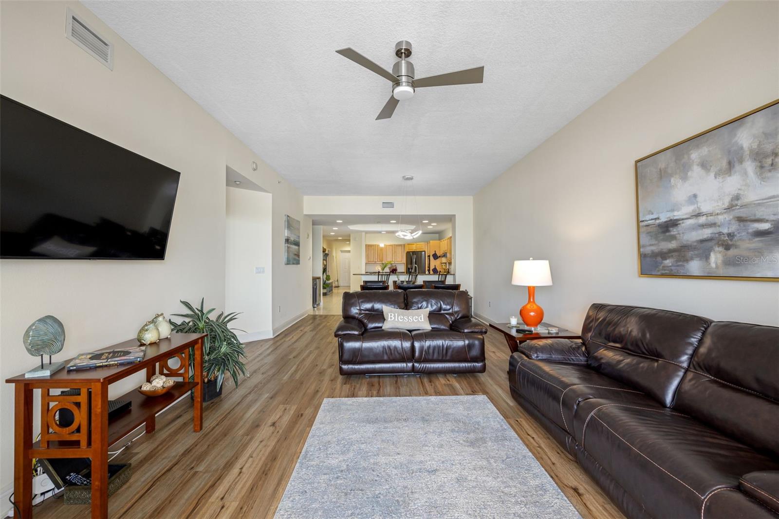 Listing photo id 17 for 17735 Gulf Boulevard 203