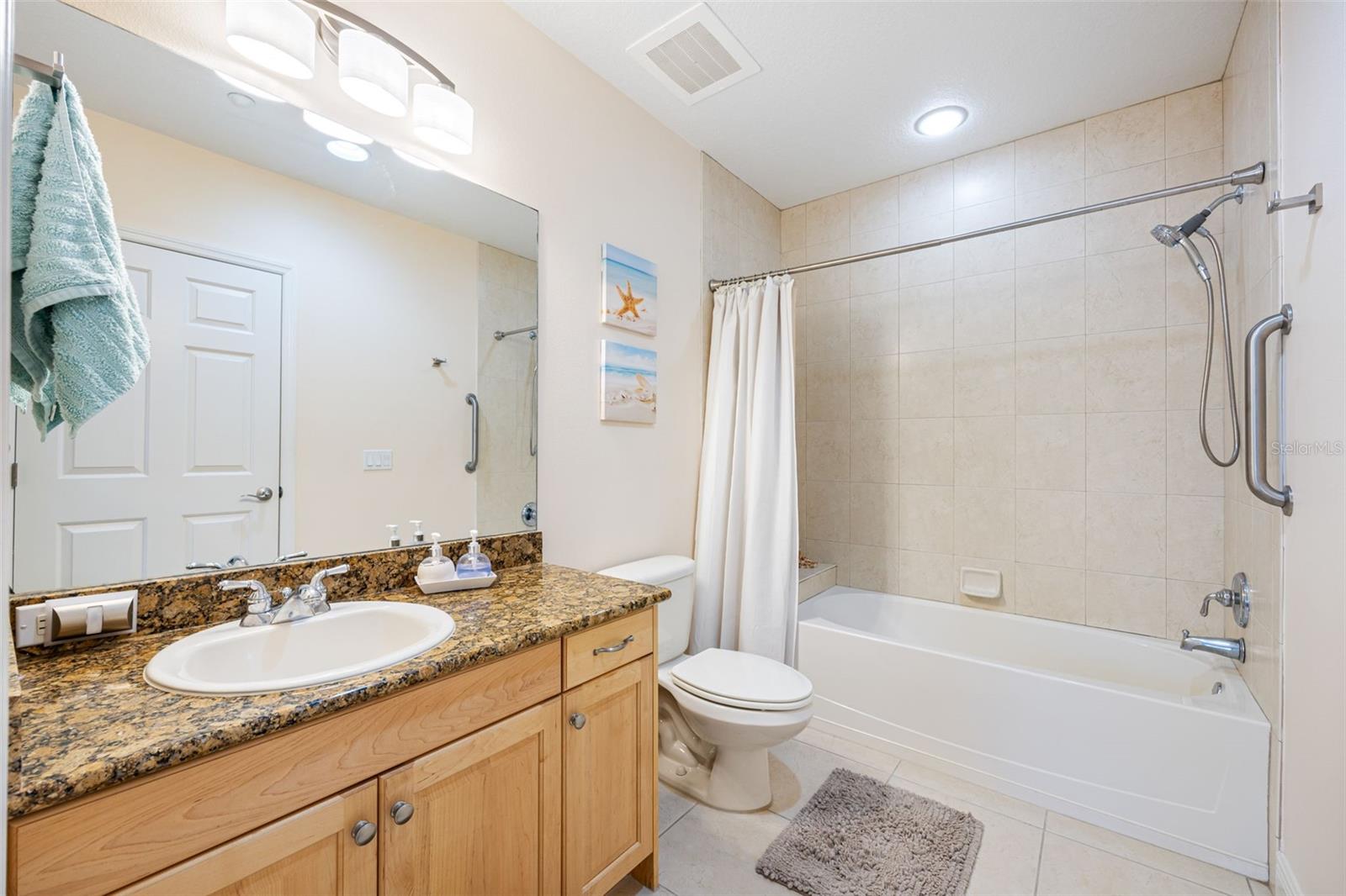 Listing photo id 27 for 17735 Gulf Boulevard 203