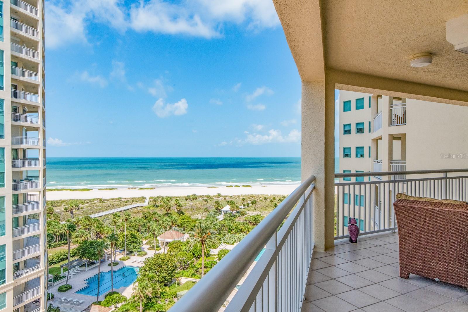 Image 11 of 56 For 1170 Gulf Boulevard 1005