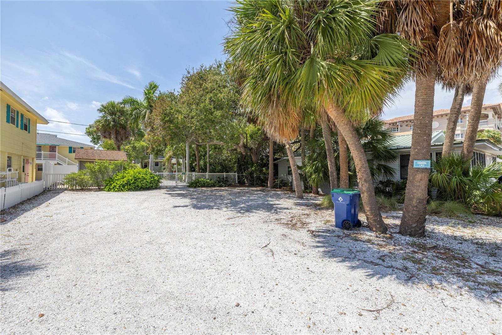 Image 10 of 97 For 516 Gulf Boulevard