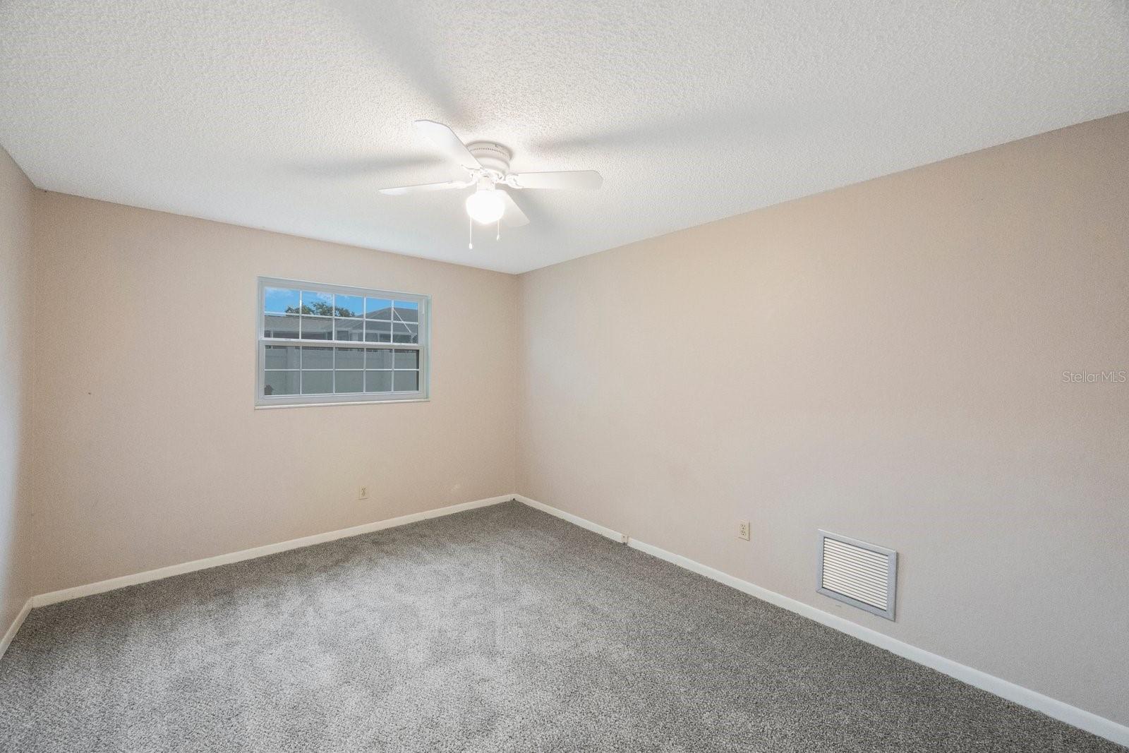 Listing photo id 29 for 8887 124th Way