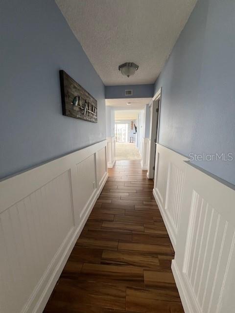 Image 7 of 45 For 650 Island Way 708