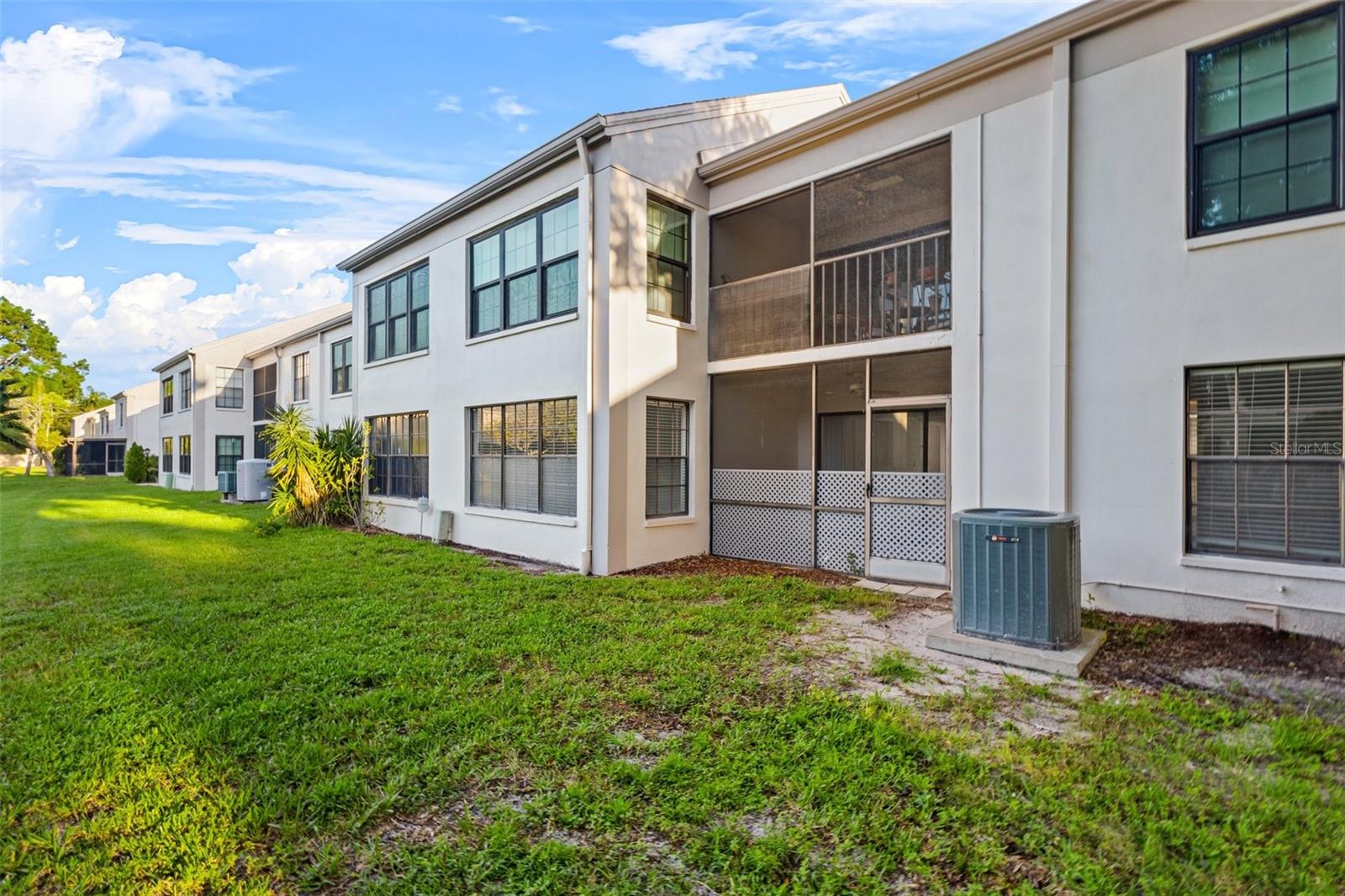 Image 14 of 37 For 2460 Heron Terrace E101