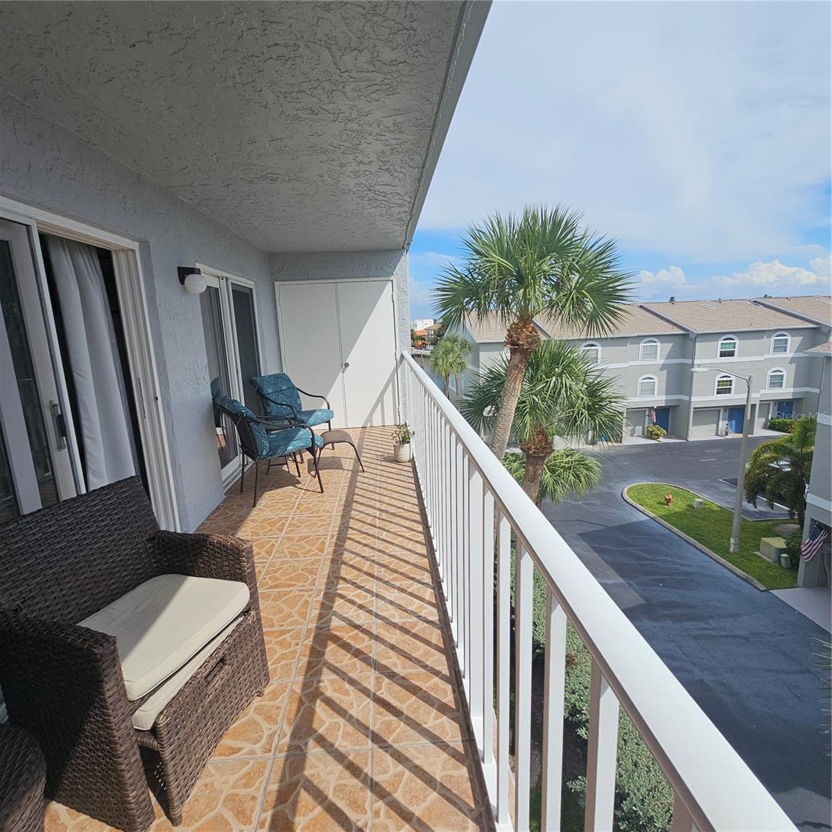 Image 43 of 90 For 719 Pinellas Bayway S 310