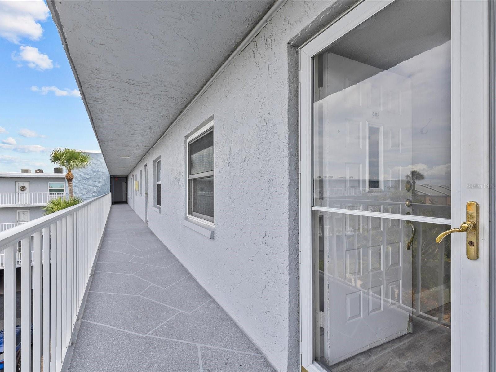 Image 69 of 90 For 719 Pinellas Bayway S 310