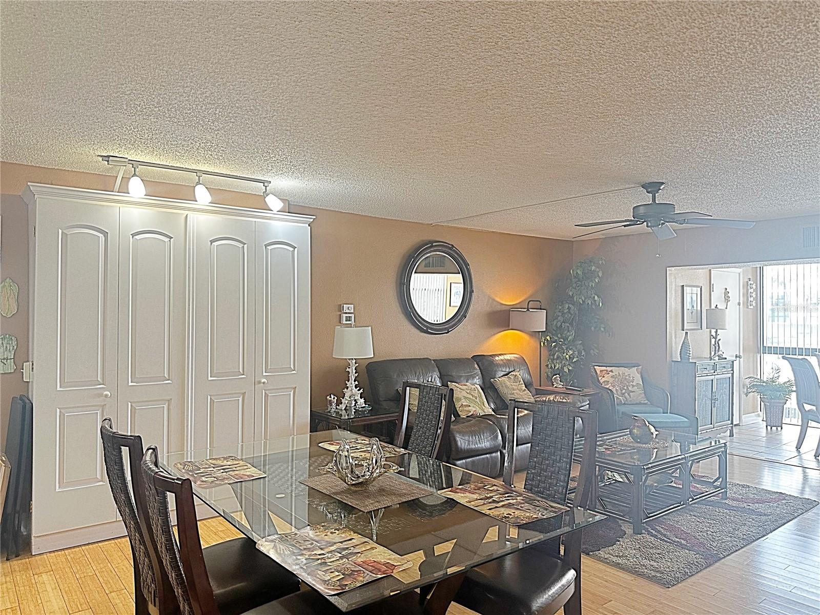 Image 12 of 44 For 800 Gulfview Boulevard 201