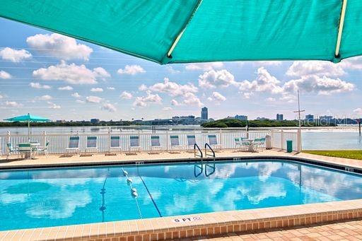 Image 33 of 44 For 800 Gulfview Boulevard 201