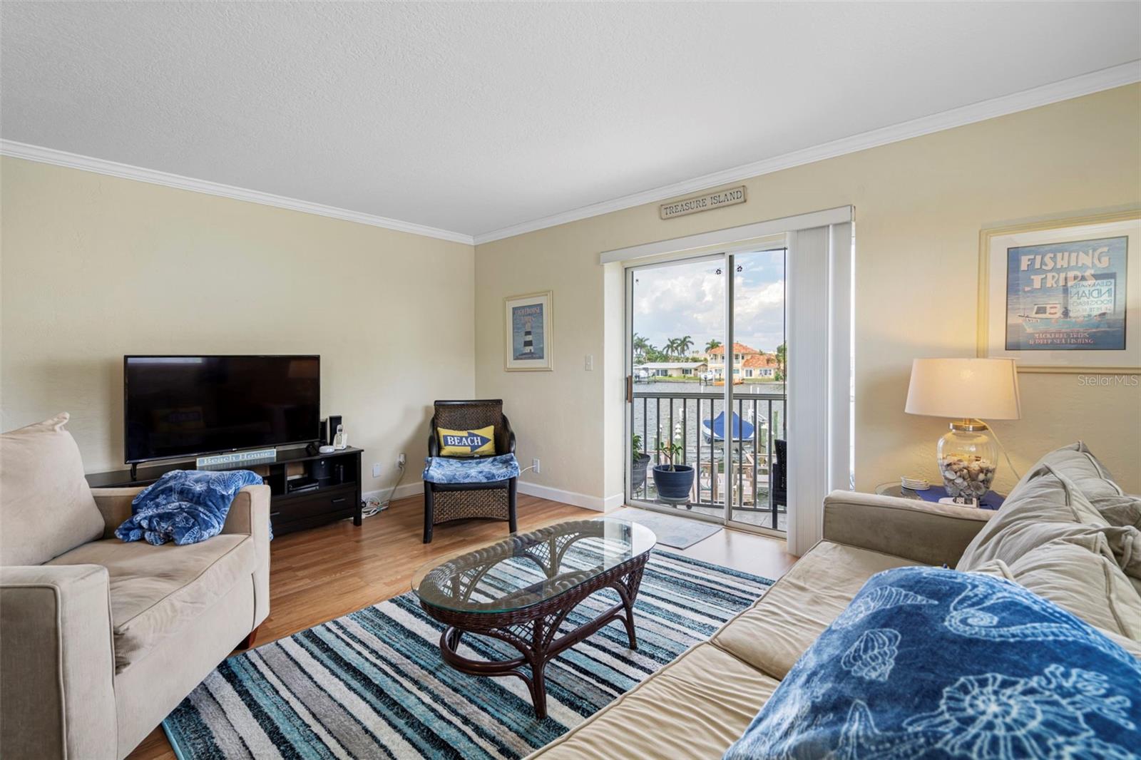 Image 11 of 45 For 11045 3rd Street E 6