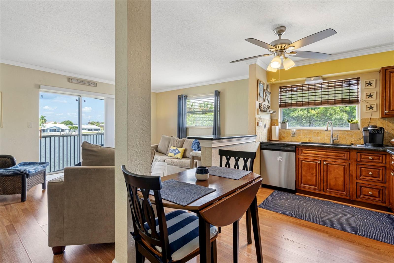 Image 20 of 45 For 11045 3rd Street E 6